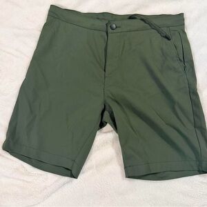 Jach’s Men's Golf Green Shorts - size 33